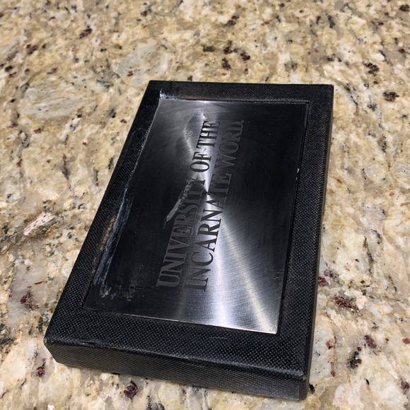 PR: 🟫 UIW Business Card Holder and Stylus Pen - Picture 11 of 13